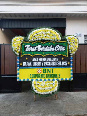 Papan Bunga Duka di Amantelu